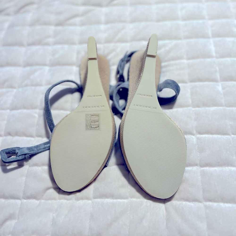 Burberry Blue wedges